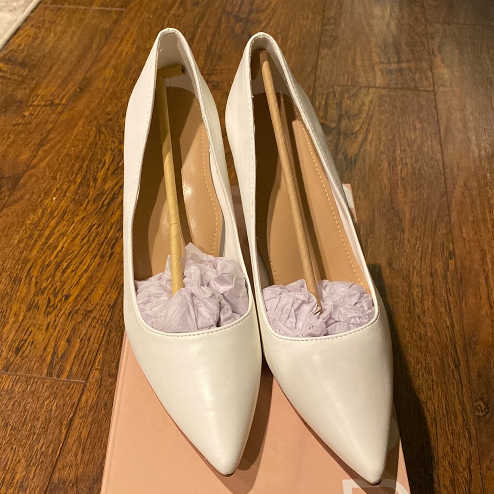 White heel size 12 new / not used